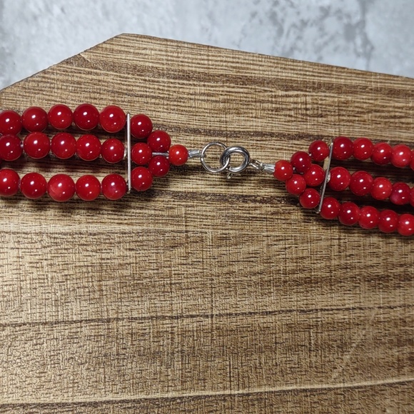 Red Bamboo Coral Triple Strand Bead Necklace and Matching Bracelet - Picture 4 of 9